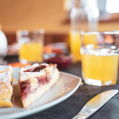 Villa Martina Luxury Suites Lecco Dış mekan fotoğraf