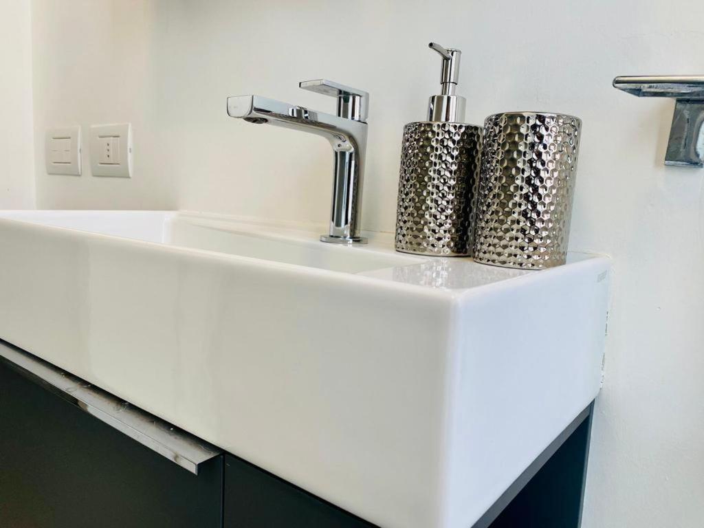 Villa Martina Luxury Suites Lecco Dış mekan fotoğraf