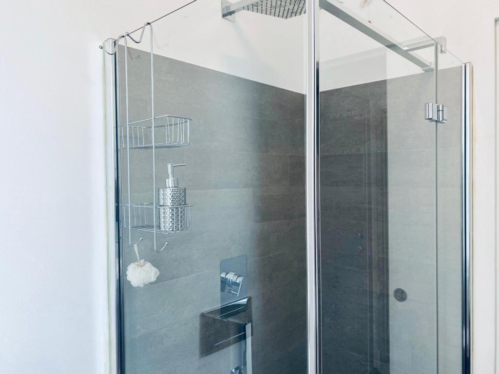 Villa Martina Luxury Suites Lecco Dış mekan fotoğraf